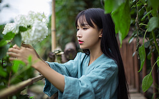 李子柒掀開了“遮羞布”