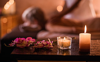 蜡烛销量暴涨，是行业清仓转型的最后机会