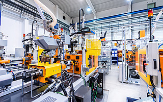 撑起苹果的三座中国城市