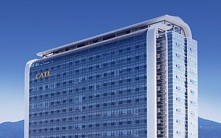 萬億市值的寧德時代，正靠“買買買”緩解焦慮