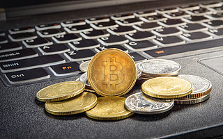 发行即创历史，深度解析这支比特币期货ETF如何掀起投资狂潮？