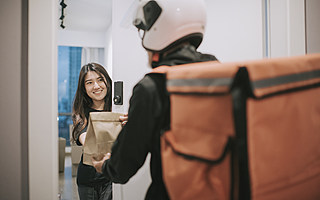 外卖商户：我们的生存状况比骑手更不易