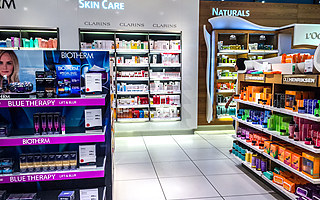 2.0時(shí)代，美妝集合店的“矛”與“盾”