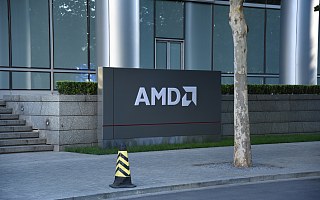 净利润暴增137%，AMD再度昂首挺胸调高全年预期