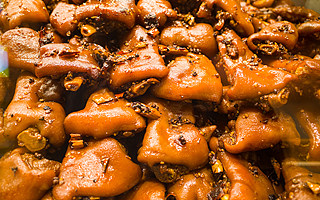 “鹵味F4”成團，新品牌如何破局？