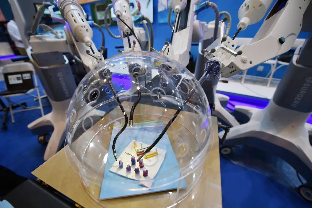 一家可能永远无法赚钱的公司，把自己卖了400亿