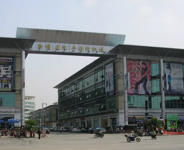 李佳琦的女生们买出了多少冠军小镇？