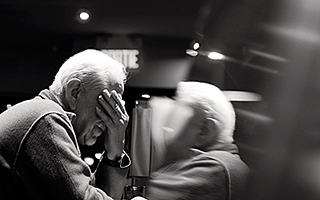 “老年癡呆”有救了?聯(lián)想投了2個(gè)清華教授,主攻阿爾茨海默癥