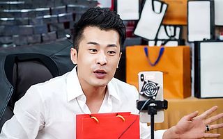 懟劉畊宏踩董宇輝，被嫌棄的辛巴的一生