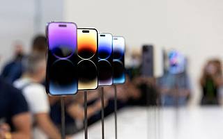 借iPhone东风，美团叫板京东