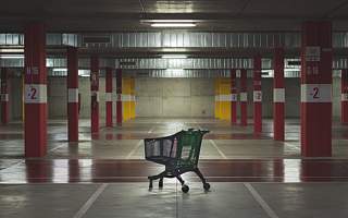 资本正在给零售业松绑