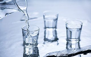 主播雙十一賣白酒,京東旗艦店成了比價工具