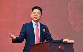京东全面盈利，首善刘强东为何给“兄弟们”降薪？