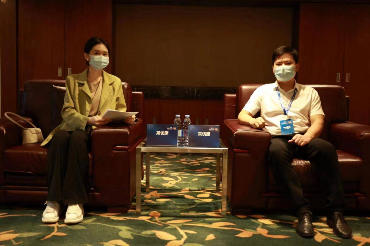 专访买一坛酒总监陆振林小富快送打通社区配送最后100米距离