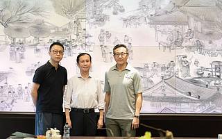 阿里巴巴：张勇卸任集团职务，蔡崇信任董事长，吴泳铭任CEO