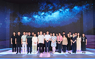 探秘顯示工業(yè)大模型 共話AI時(shí)代知識(shí)產(chǎn)權(quán)新生態(tài)——?jiǎng)P派爾走進(jìn)京東方技術(shù)創(chuàng)新中心