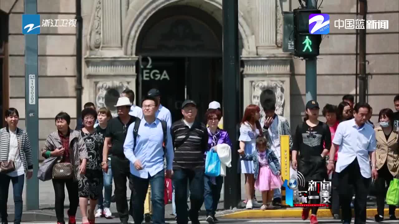 中国蓝新闻-新时代　新青年：航天人回乡研发“逃命电梯”