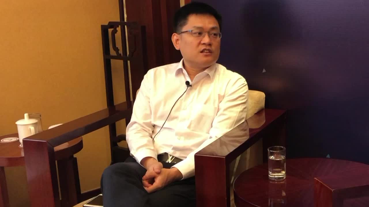 张世明：现在提Ai+还太早